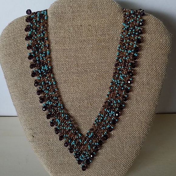 V shaped handmade necklace - Picture 2 of 6